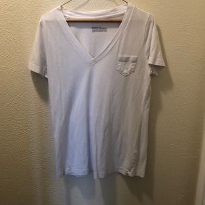 White boyfriend tee
